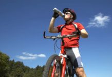 Como limpar suas garrafas e reservatórios de hidratação