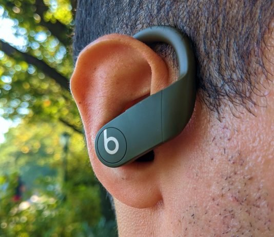 Fone de ouvido na corrida: prós e contras