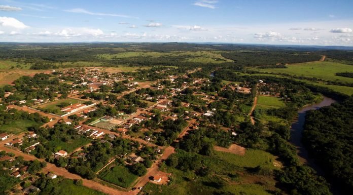 ARAGUAINHA: no centro da maior cratera de asteroide na América do Sul