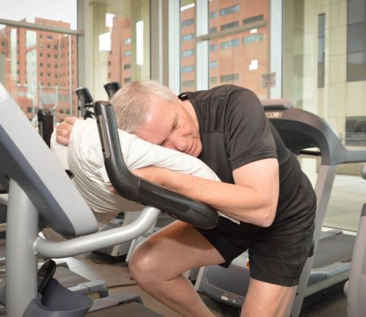 Quer render mais no treino e nas provas? Comece dormindo melhor